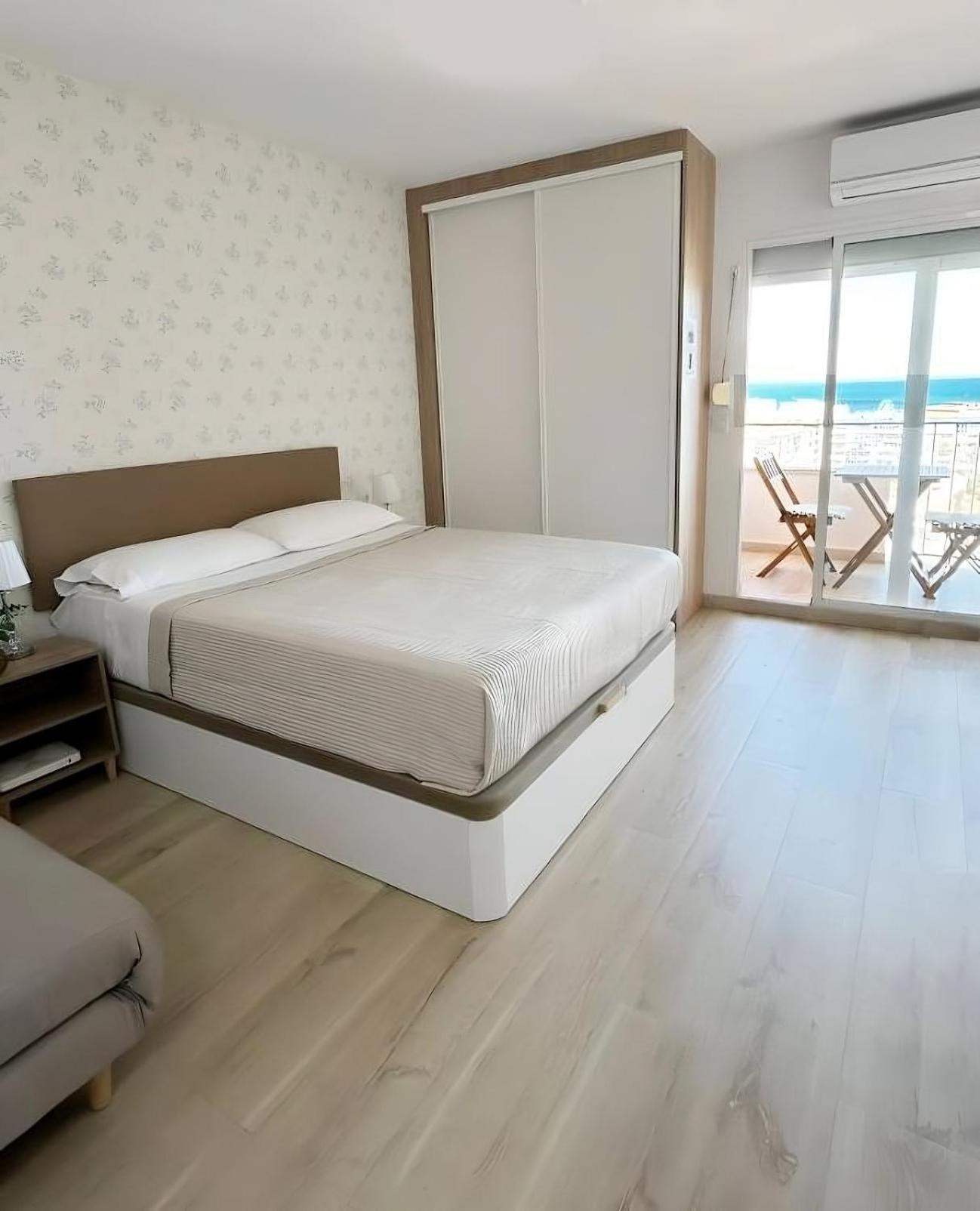 Apart With Swimming Pool Open All Year 베날마데나코스타 외부 사진